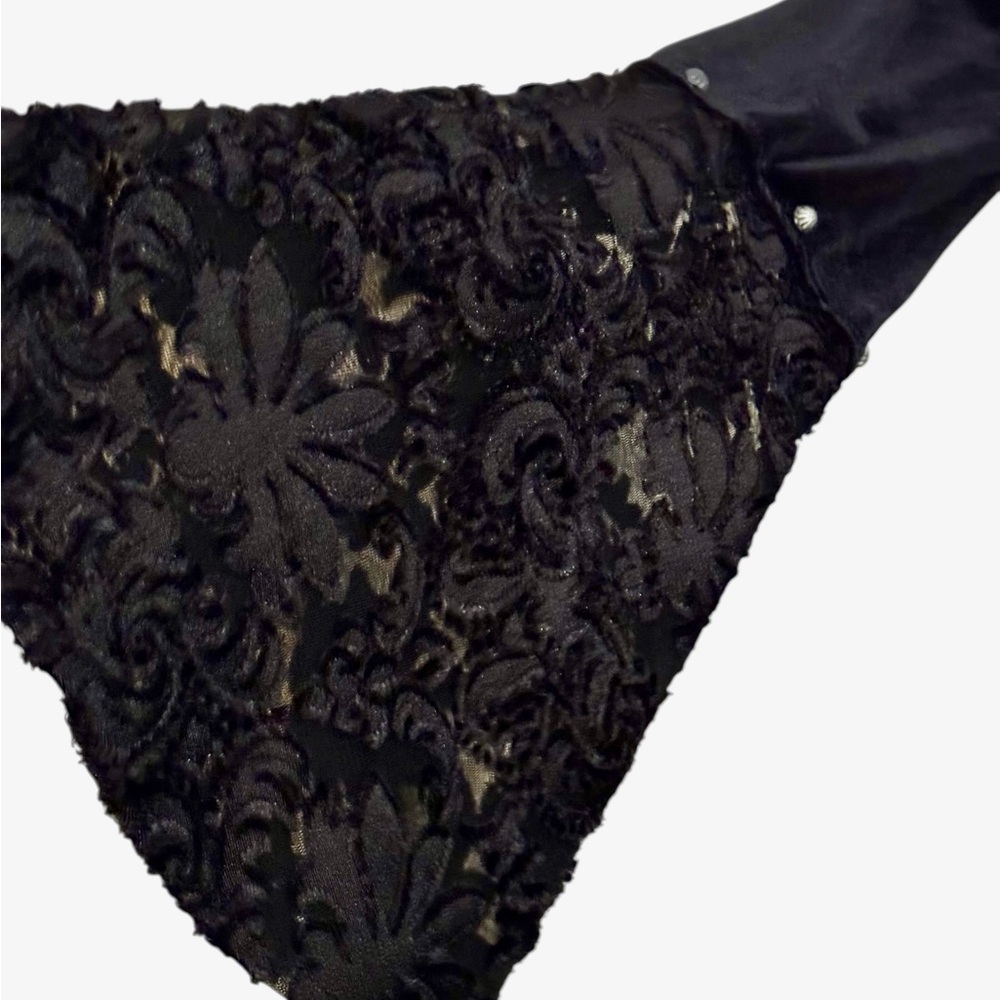 SILVERADO Dreamer Onyx Black Velvet Concho Trim Large Lace Bell Sleeve Sz L $200